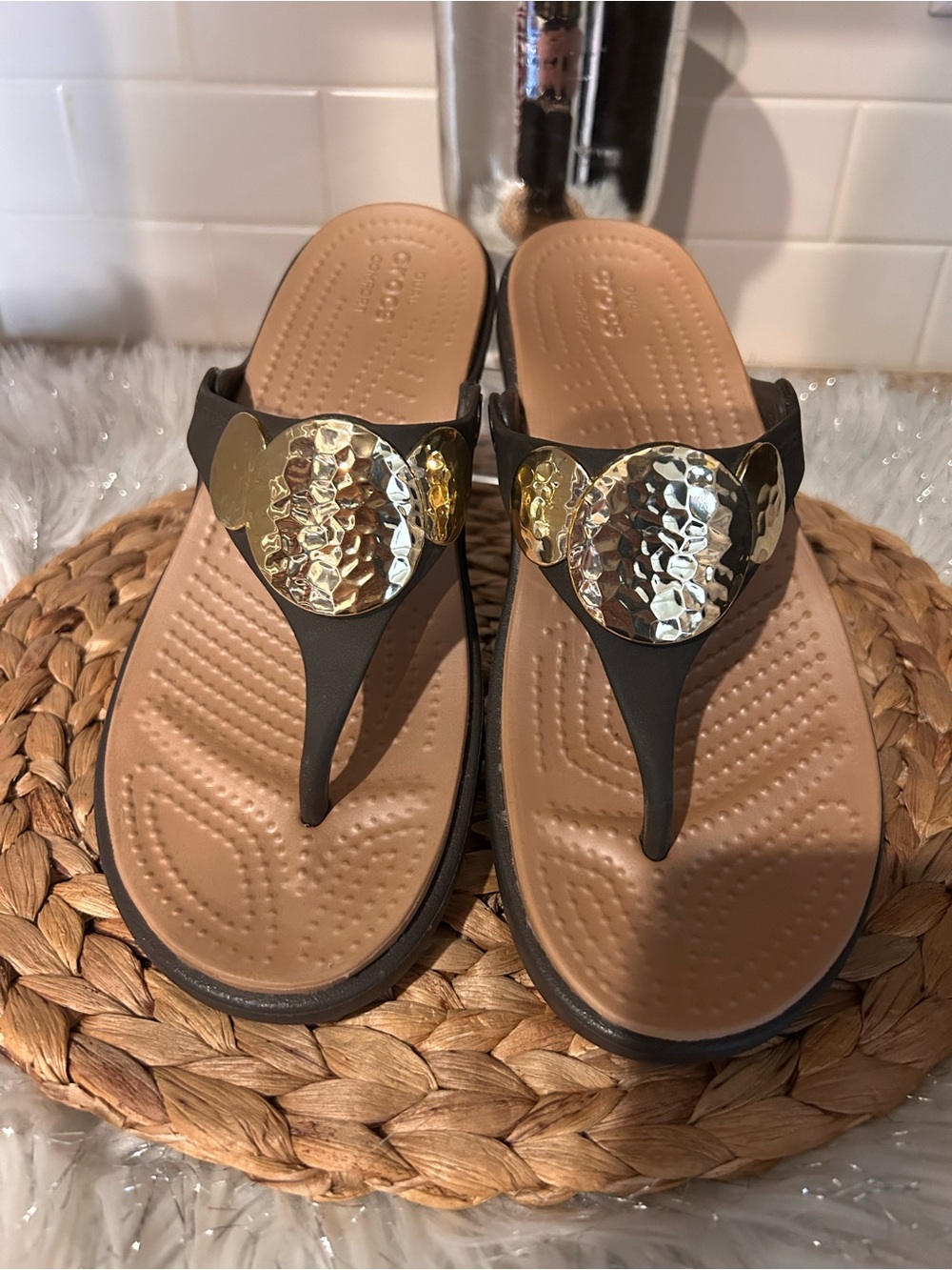 Crocs Sanrah Brown Sandals Flip Flops Low Wedge Hammered Gold Circle Detail